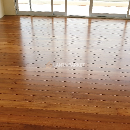 Menawarkan Lantai Kayu Klungkung, Klungkung, Bali