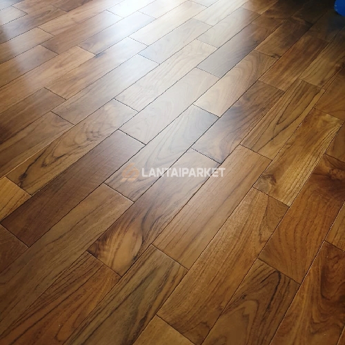 Lantai Kayu Dawan, Klungkung, Bali: Solusi Ramah Lingkungan untuk Rumah Anda 3 Cara Pasang lantai kayu Dawan, Klungkung, Bali