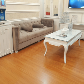 Lantai Parket di Pamekasan - Flooring Kayu Premium untuk Ruangan Elegan 4 Lantai SPC Floors LantaiParket.id Surabaya