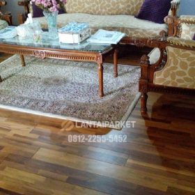 Keramik Parket atau Lantai Parket Kayu Asli: Panduan Memilih 2026 5 Lantai Parket Indonesia 58