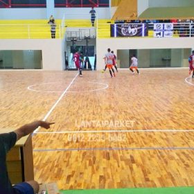 Lantai Interlock vs Parket Basket: Mana yang Terbaik? 2026 4 Lantai Parket Indonesia 63