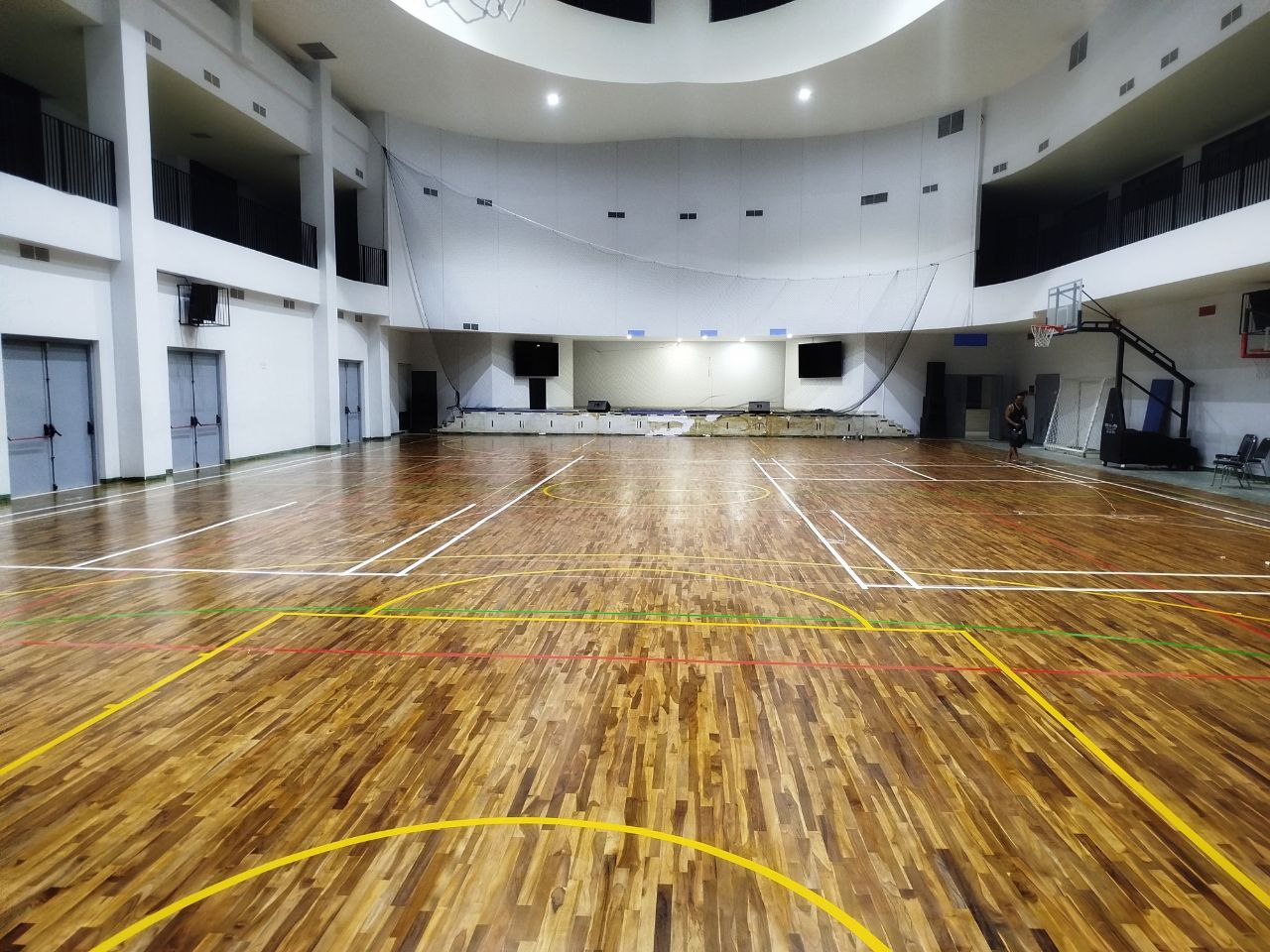 Lantai Untuk Lapangan Basket
