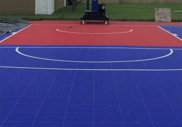 Jasa pasang lantai parket lapangan basket lantaiparket.id