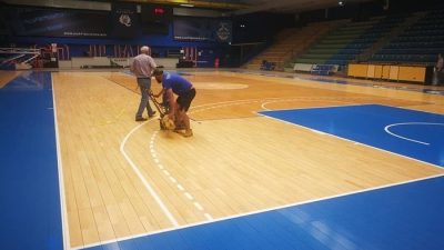 Jasa pasang lantai parket lapangan basket lantaiparket.id