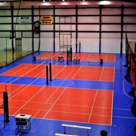 Vendor lantai lapangan basket