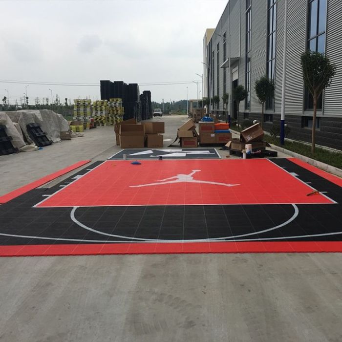 Lantai lapangan basket modular mudah bongkar