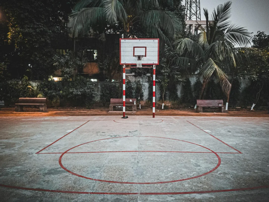 Foto oleh snapshots_of_fy Fahim Yasir di Pexels Basketball Hoop Court Lines