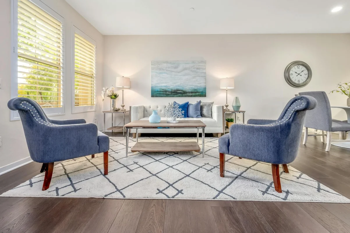 Apakah Parket Gelap Membuat Ruangan Sempit? Ini Faktanya 3 Bright Living Room Window Light