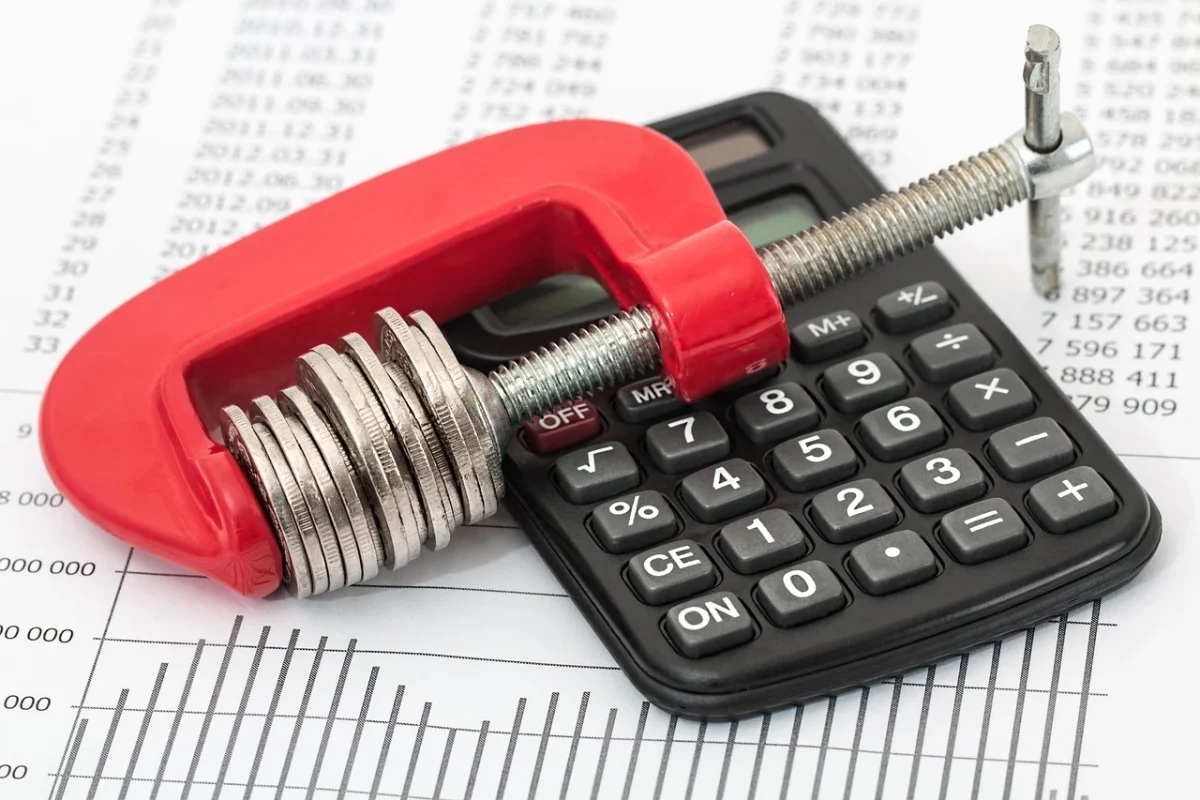 Bisakah Parket Digunakan untuk Outdoor? Cek Solusi Terbaiknya! 8 Calculator Financial Planning House Blueprint