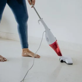 Jasa Pasang Lantai Kayu Sintetis Profesional 2026 8 Cleaning Floor Home Maintenance