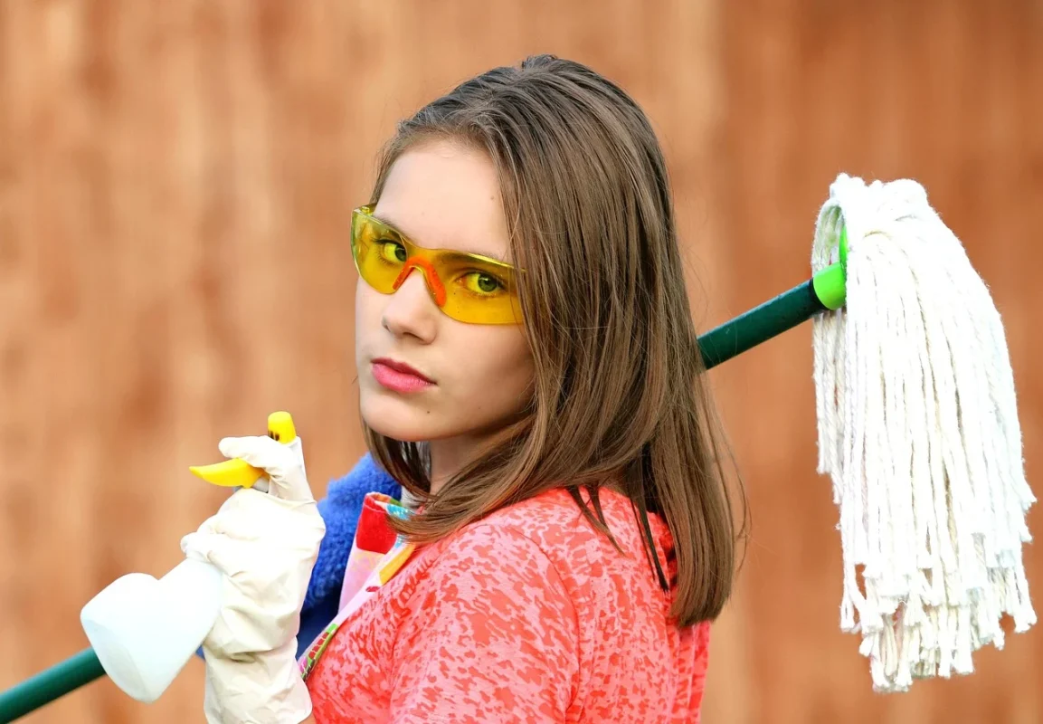 Alternatif Lantai Kayu Paling Murah & Berkualitas 2026 9 Cleaning Floor Mop