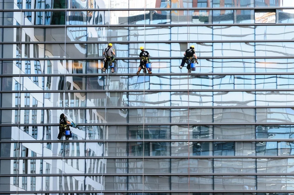 Apakah Parket Kayu Mengandung Formalin? Cek Faktanya 2026 7 Cleaning Floor Open Window