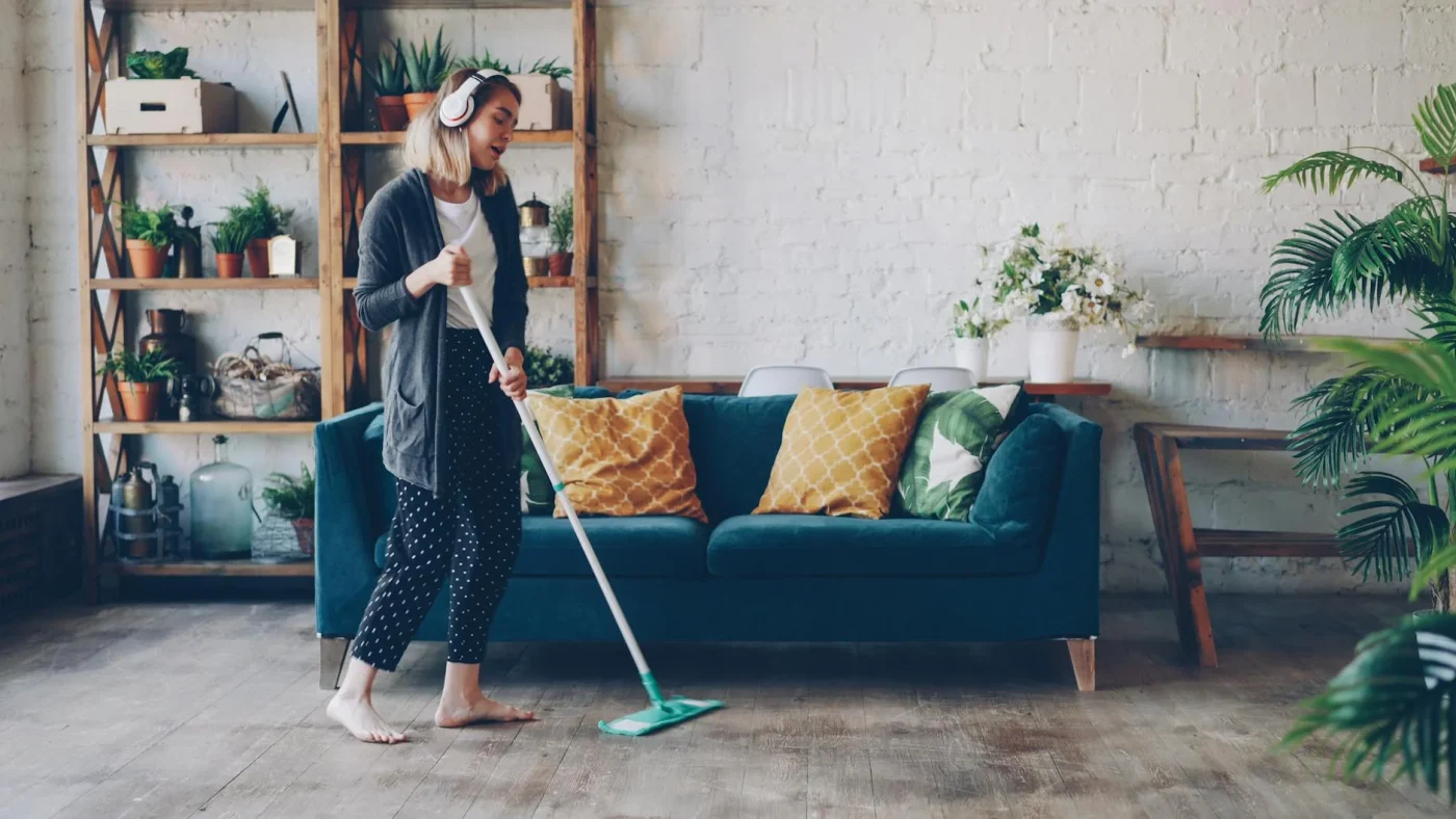 Cleaning Parquet Mopping Wood Floor