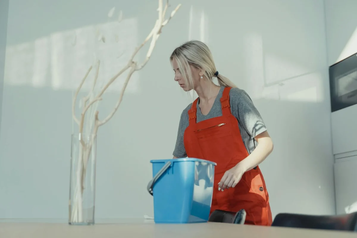 Cara Mengatasi Lantai Parket Kayu Menggelembung 2026 7 Cleaning Tools Indoor Environment