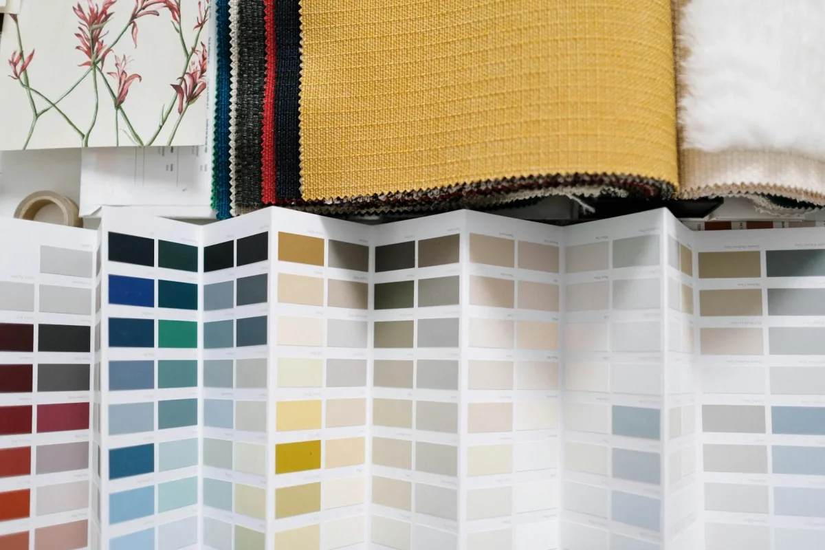 Interior Kantor dengan Lantai Parket Kayu: Mewah & Profesional 5 Color Palette Interior Design