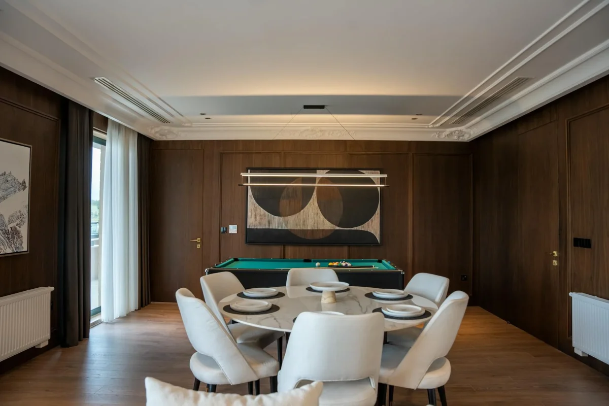 Tren Warna Lantai Parket 2026: Inspirasi & Jasa Pasang 3 Dark Wood Luxury Room