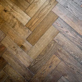 Perbedaan Lantai Parket dan Lantai Kayu Biasa 2026 8 Durable Floor Home Renovation