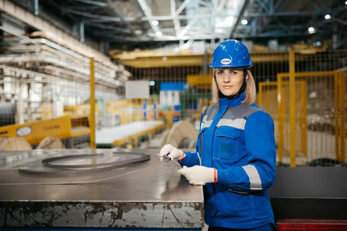Foto oleh Sergey Sergeev di Pexels Expert Team Quality Assurance