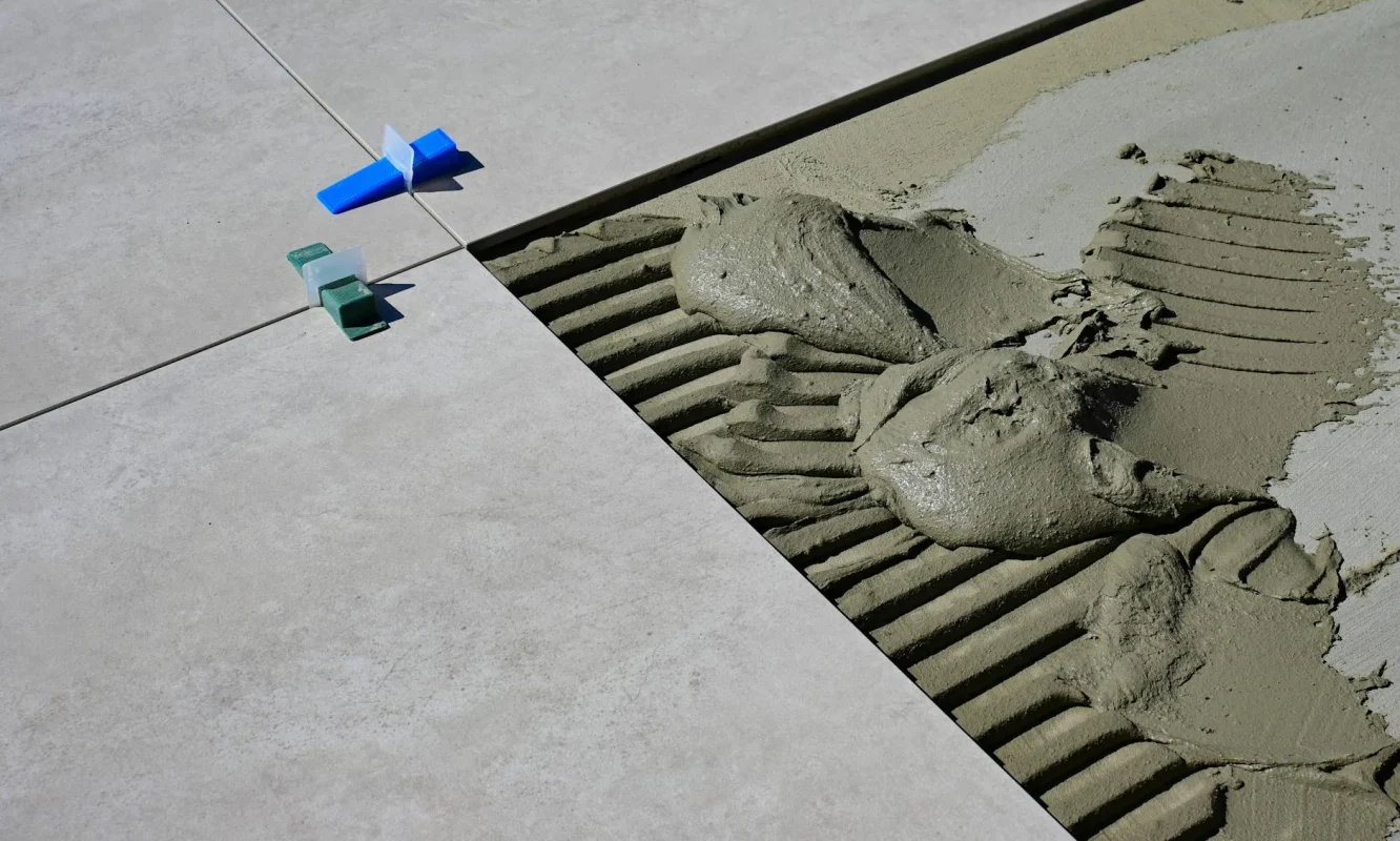 Foto oleh Vladimir Srajber di Pexels Floor Installation Measuring Floor