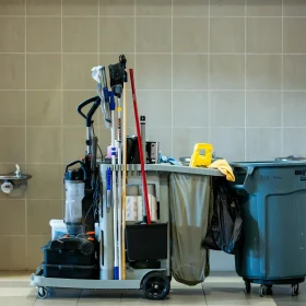 Alat Pel Lantai Parket Lapangan Basket Terbaik 2026 11 Floor Mop Maintenance