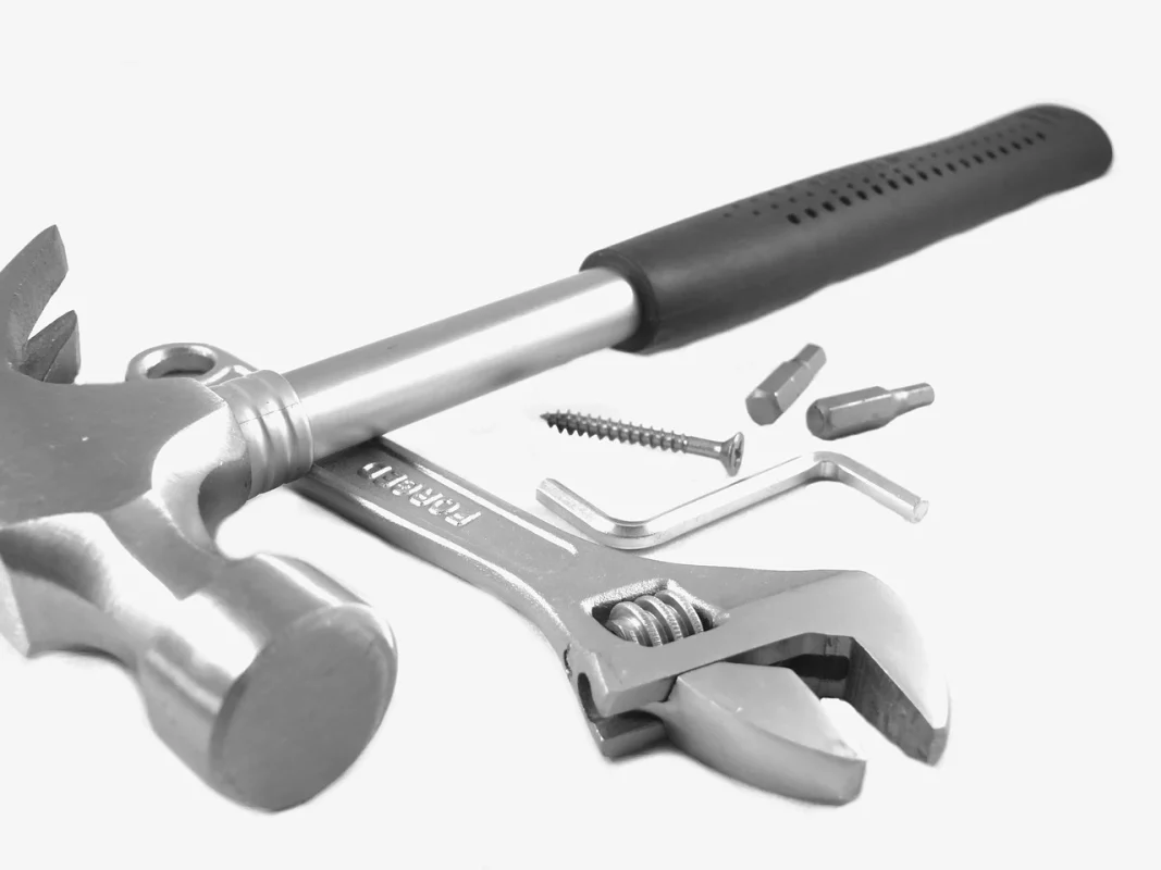 Cara Melepas Lem Parket di Lantai dengan Benar 2026 4 Floor Scraping Hand Tools