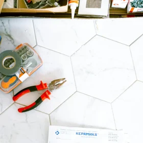 Biaya Renovasi Lantai Parket Kayu Rumah 2026 9 Flooring Adhesive Click System