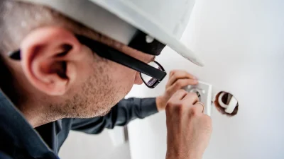 Flooring Contractor Professional Worker