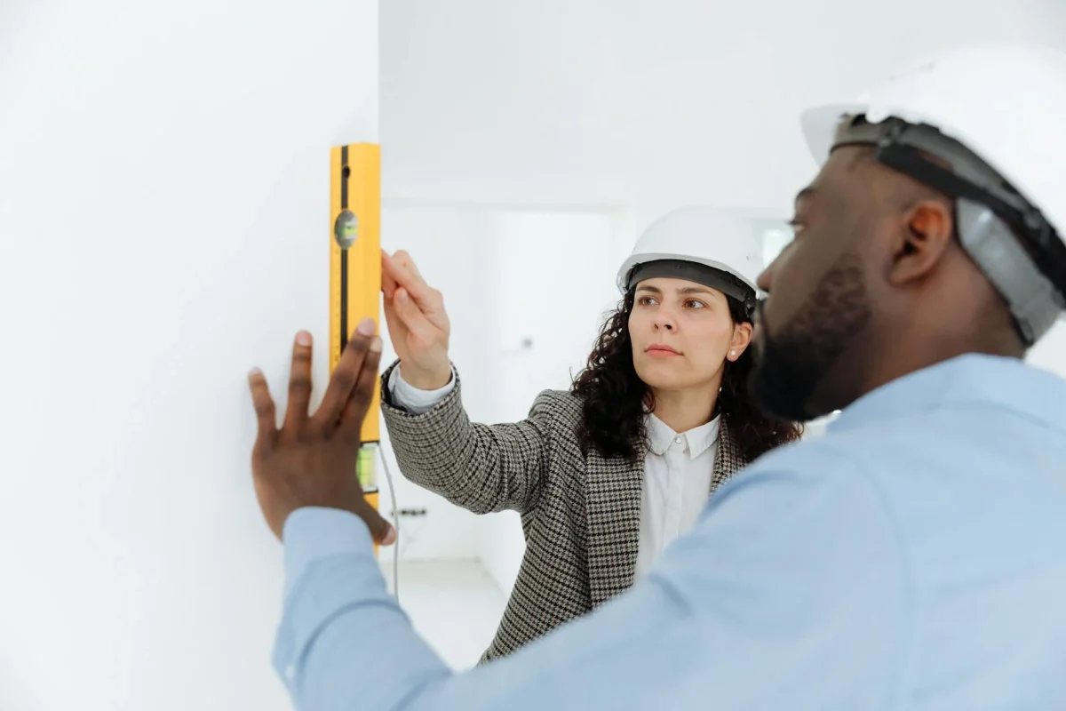 Alat Pel Khusus Untuk Lantai Parket Kayu Terbaik 2026 5 Flooring Contractor Professional Workers