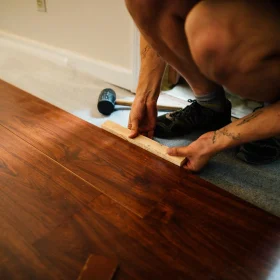 Pilihan Warna Lantai Parket Kayu Minimalis Terbaru 2026 8 Flooring Installation Process Worker Installing Wood