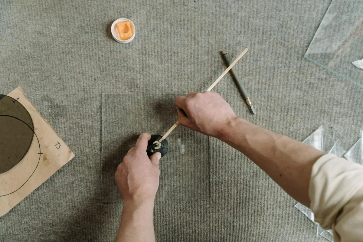 Foto oleh cottonbro studio di Pexels Flooring Process Moisture Meter Craftsman