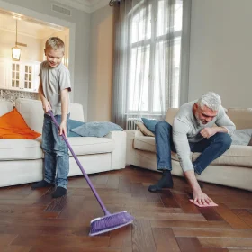 Ketahanan Lantai Parket Kayu Terhadap Goresan 2026 8 Furniture Pads Floor Cleaning