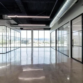 Tren Warna Lantai Parket 2026: Inspirasi & Jasa Pasang 8 Grey Floor Modern Interior