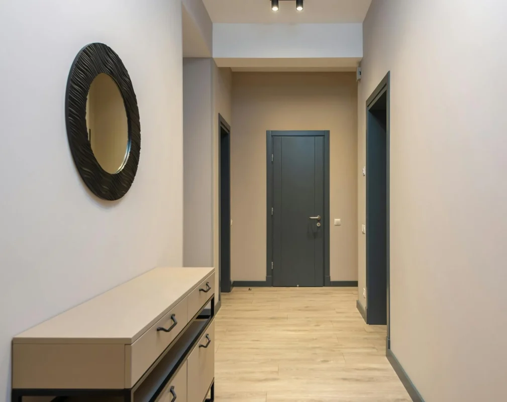 Laminated Floor Modern Interior