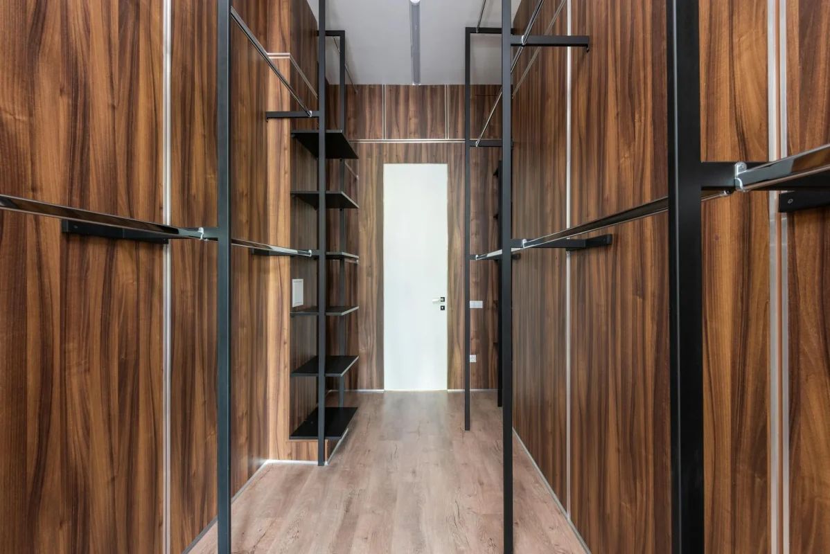 Light Oak Floor Dark Walnut Floor