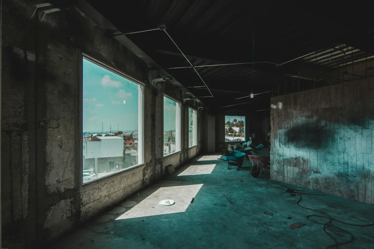 Jasa Pasang Lantai Parket Murah Berkualitas 2026 8 Modern Building Interior Project