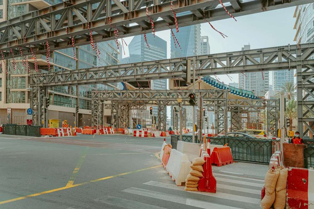Foto oleh Denys Gromov di Pexels Moisture Barrier Construction Site