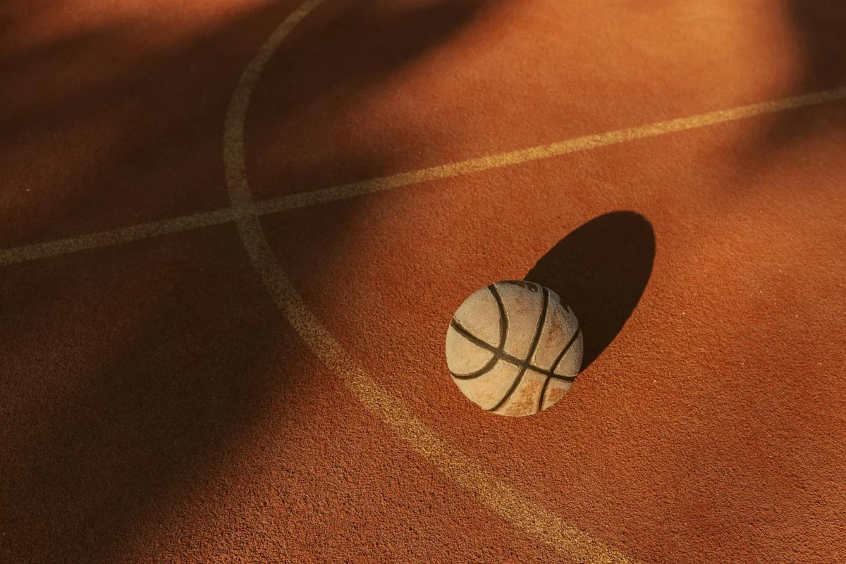 Jasa Coating Lantai Kayu Lapangan Basket Profesional 2026 5 Painting Lines Basketball Court Lines