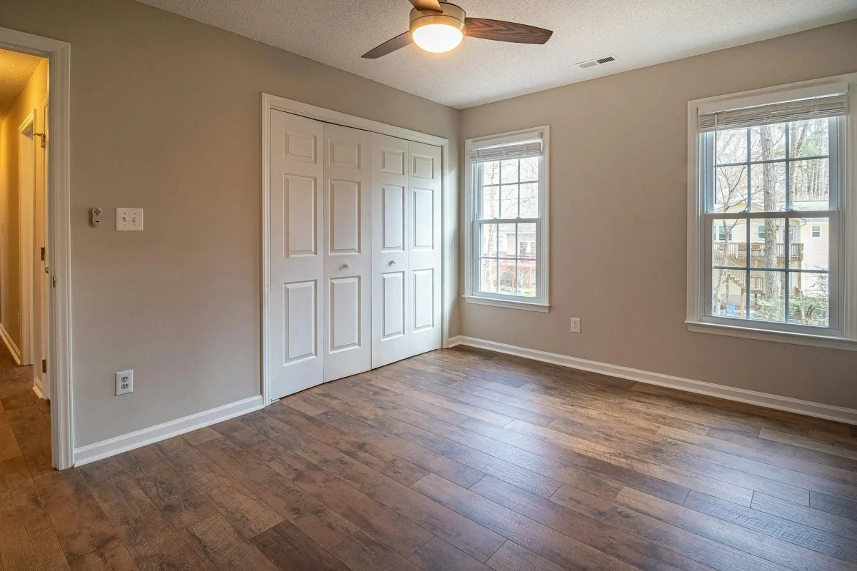 Foto oleh Curtis Adams di Pexels Parquet Flooring Interlocking Floor