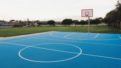 Lantai lapangan basket outdoor