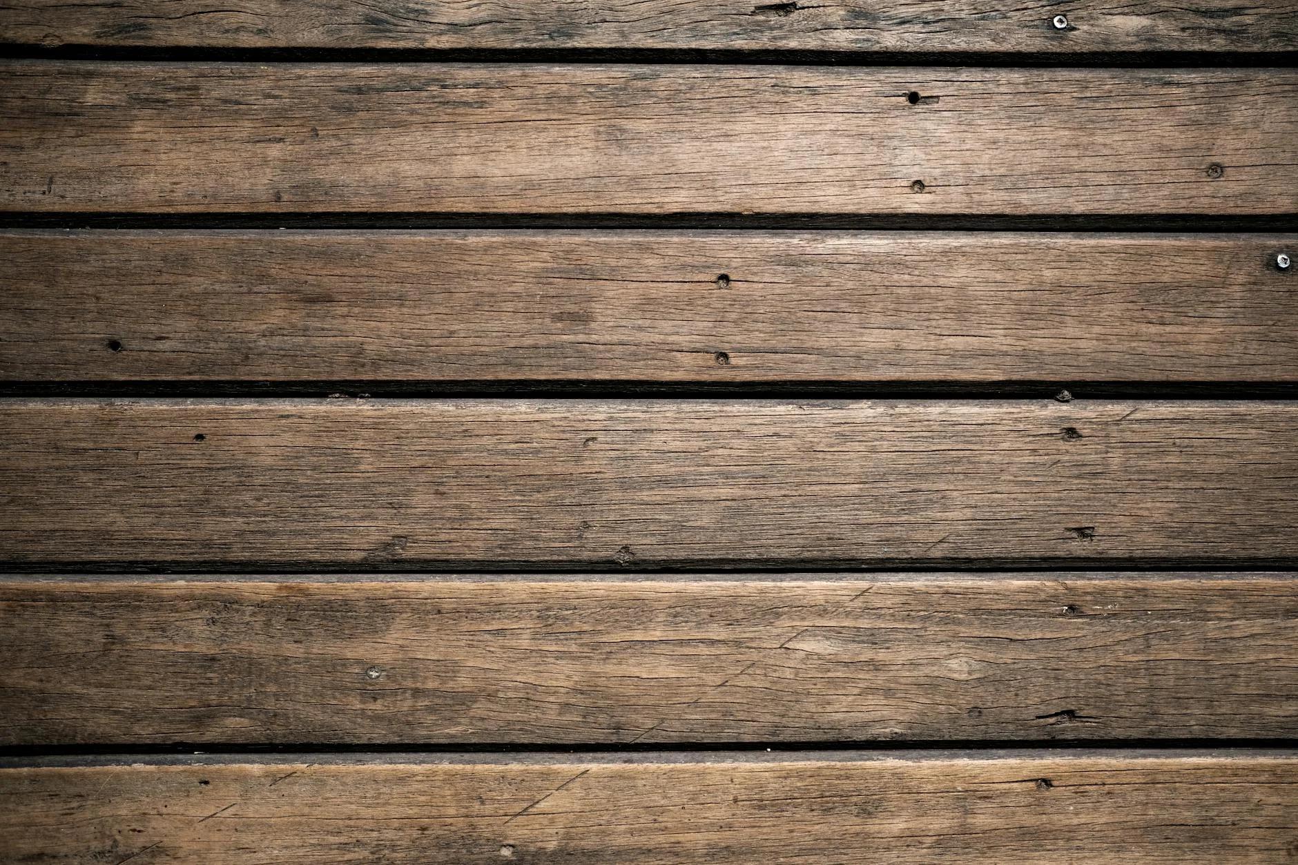 Lantai Decking Kayu Outdoor - Jenis, Harga dan Jasa Pasang Surabaya 2026 10 Referensi decking kayu outdoor untuk area rumah dengan pemandangan taman