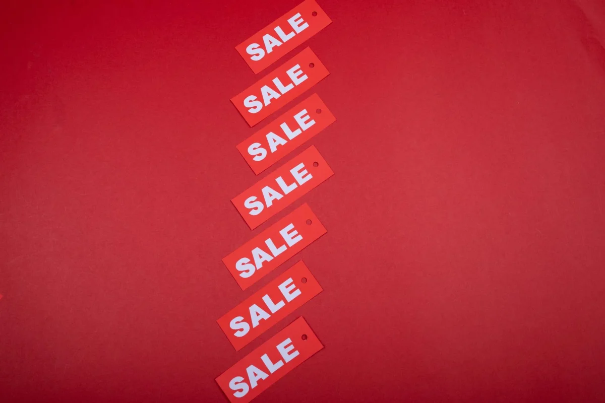 Perbandingan Harga Lantai Parket Kayu dan Vinyl 2026 2 Price Tag Calculator