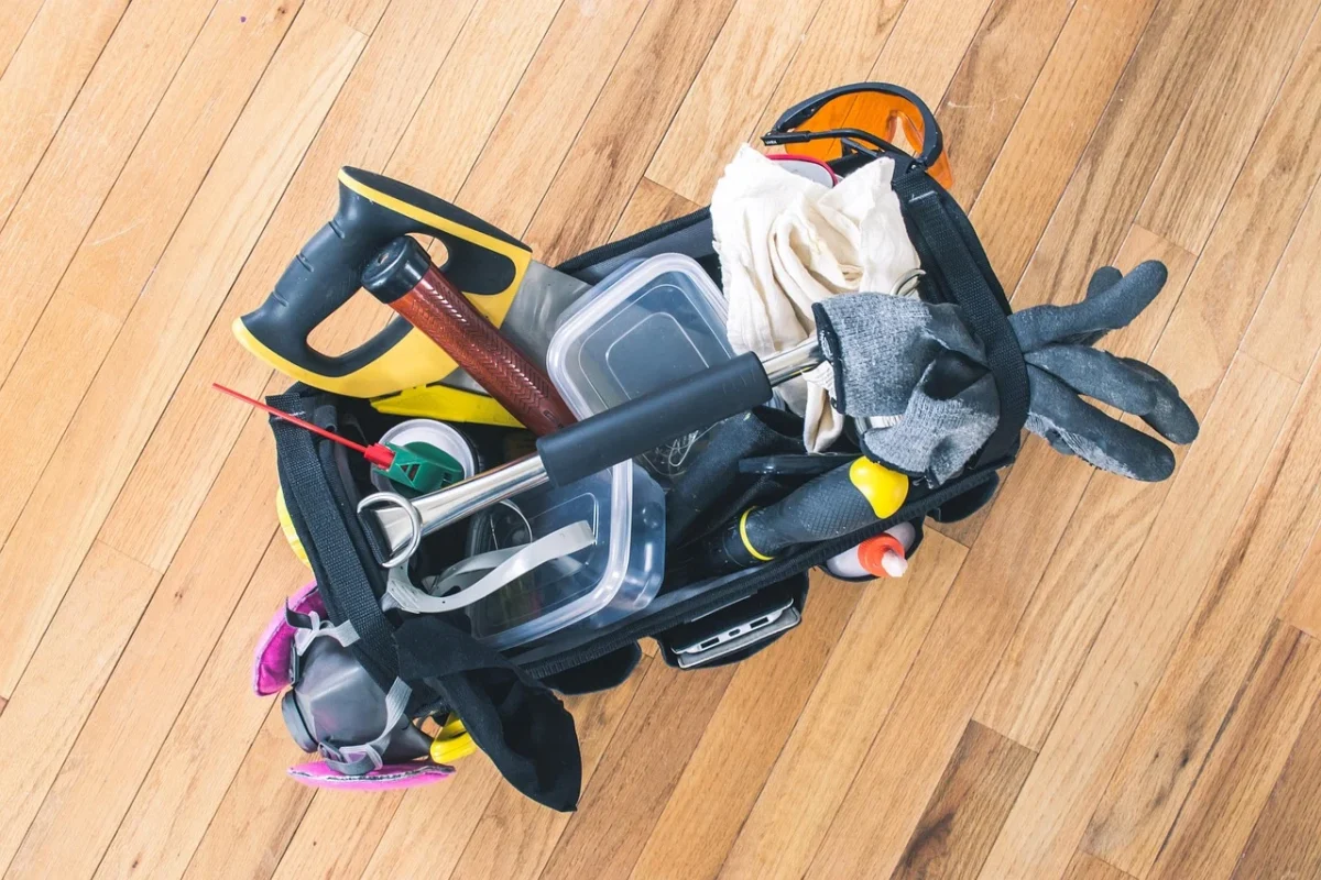 Apakah Ada Garansi Untuk Pemasangan Parket? | lantaiparket.id 3 Professional Carpenter Construction Tools