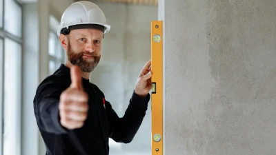 Professional Carpenter Flooring Installation Spirit Level