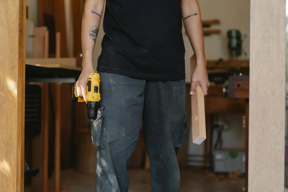 Professional Carpenter Wood Flooring Tools