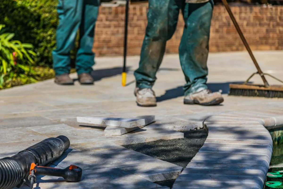 Professional Floor Installer Construction Tools
