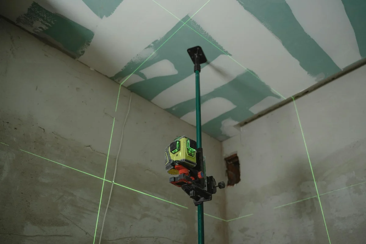 Pilihan Warna Lantai Parket Kayu Minimalis Terbaru 2026 3 Professional Flooring Contractor Laser Level