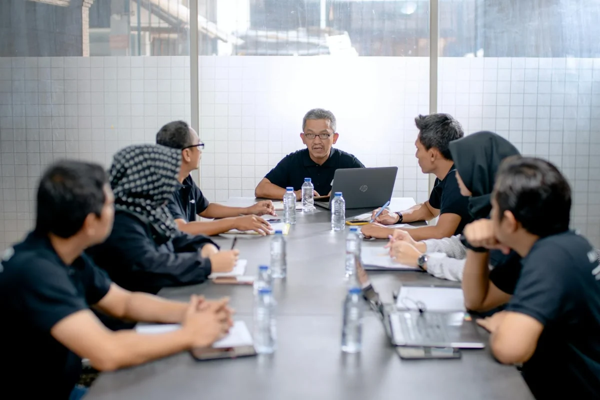 Perbedaan Lantai Parket dan Lantai Kayu Biasa 2026 7 Professional Team Quality Assurance