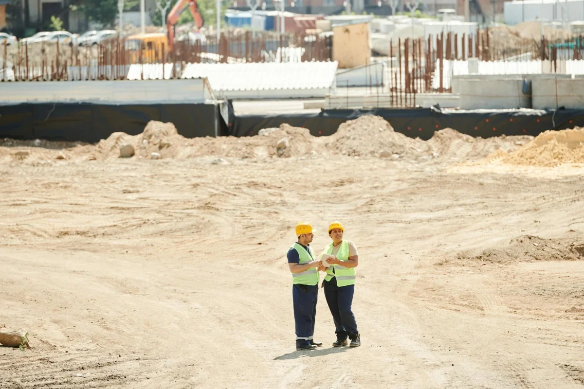 Foto oleh Mikael Blomkvist di Pexels Project Management Construction Site