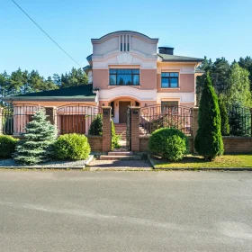 Real Estate Luxury House