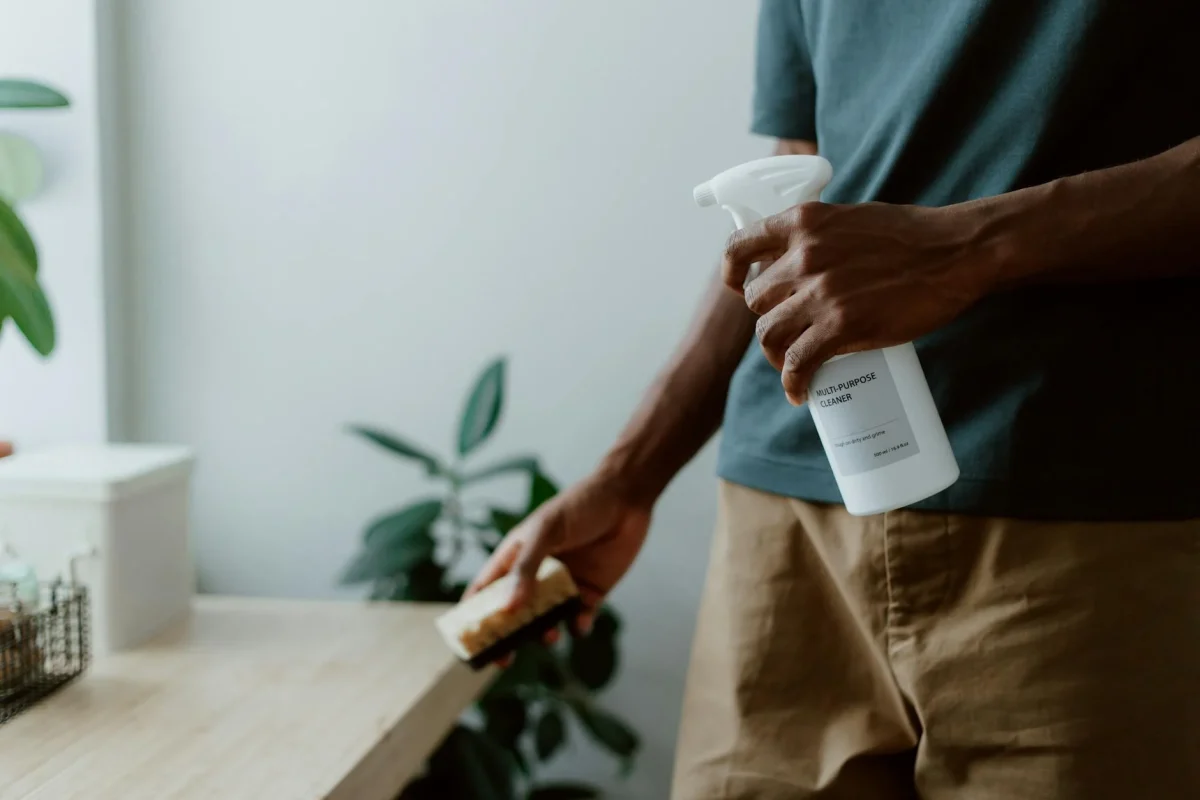 Foto oleh Ron Lach di Pexels Spray Bottle Floor Cleaner